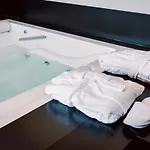 Sweet Hotel