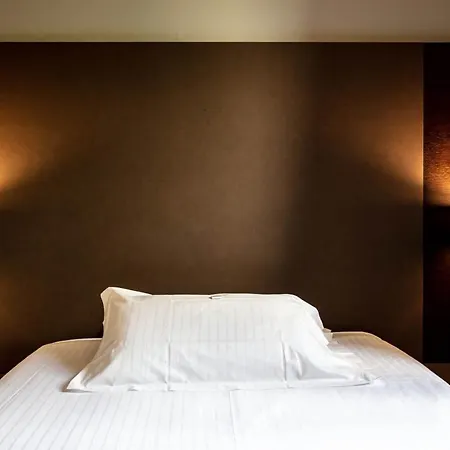 Sweet Hotel