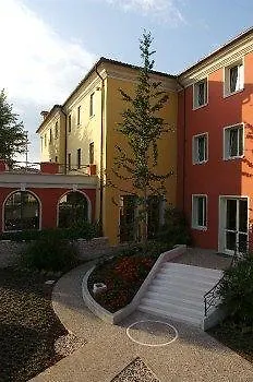 Hotel Sweet Longa